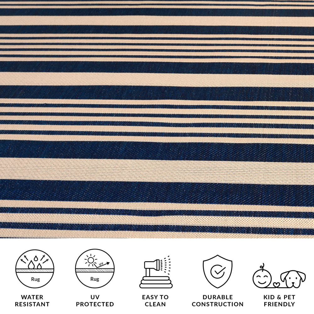 SAFAVIEH Washable Outdoor Rug displayed in sunroom