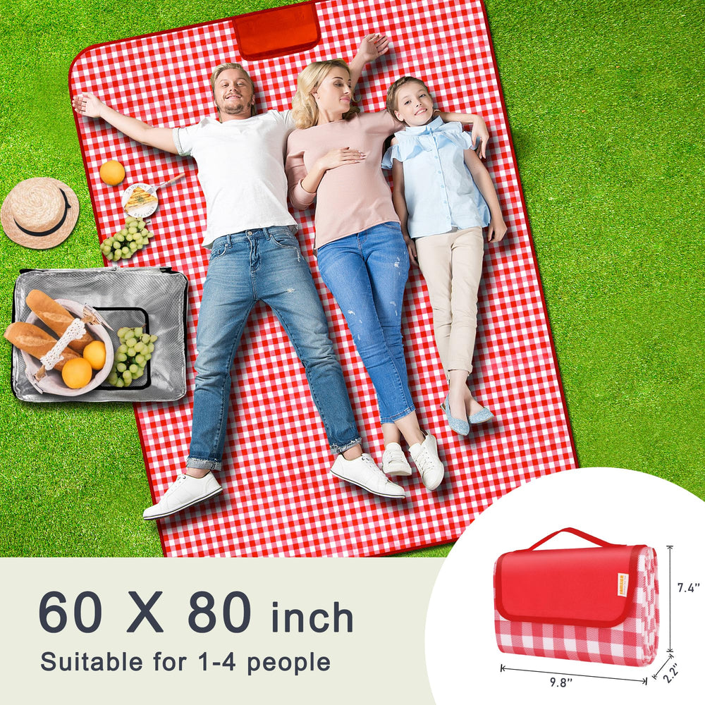 SAMSIER picnic blanket folded with carry handle