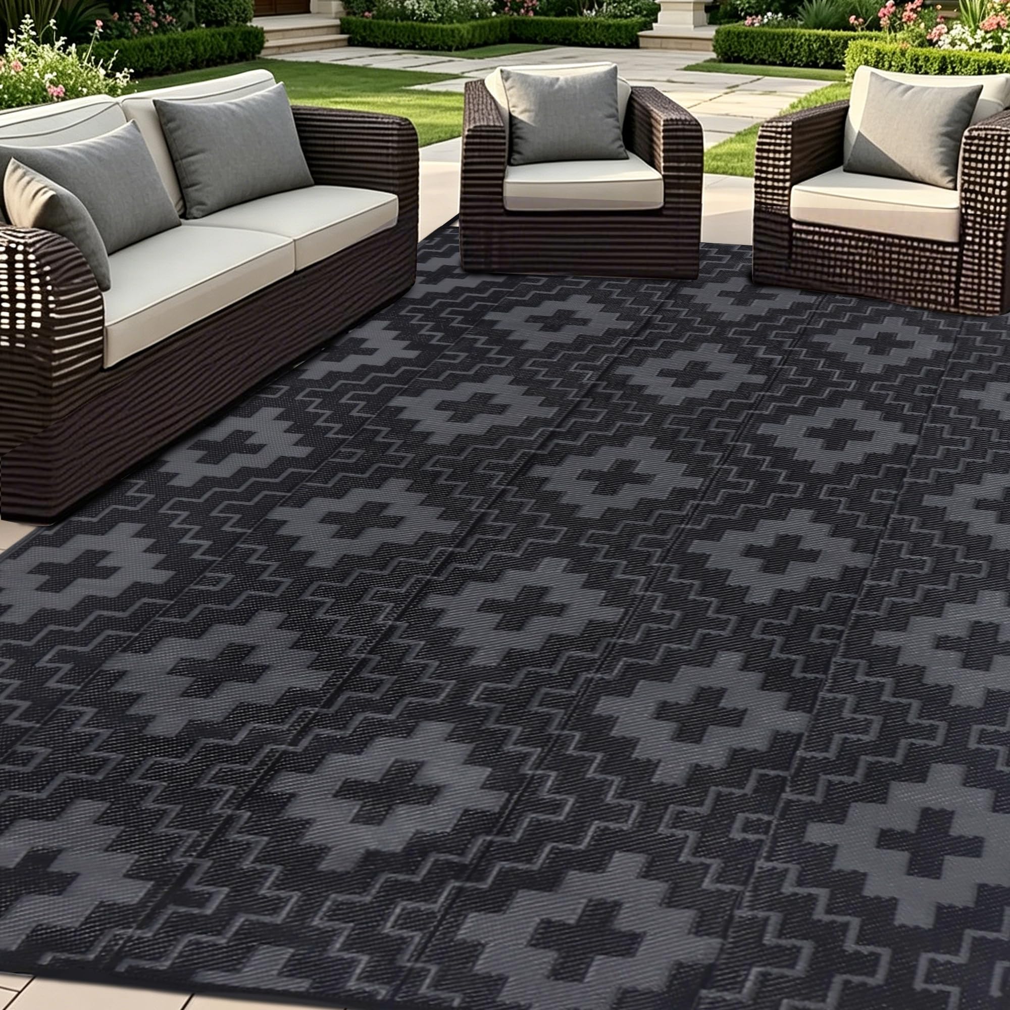 SAND MINE Outdoor Rug 6x9 ft in Black and Grey front view
