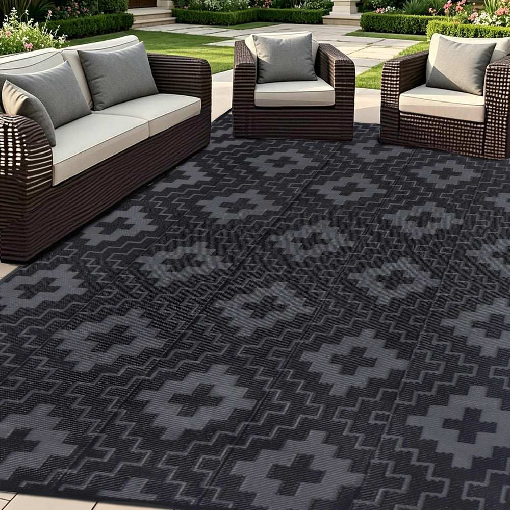SAND MINE Outdoor Rug 6x9 ft in Black and Grey front view