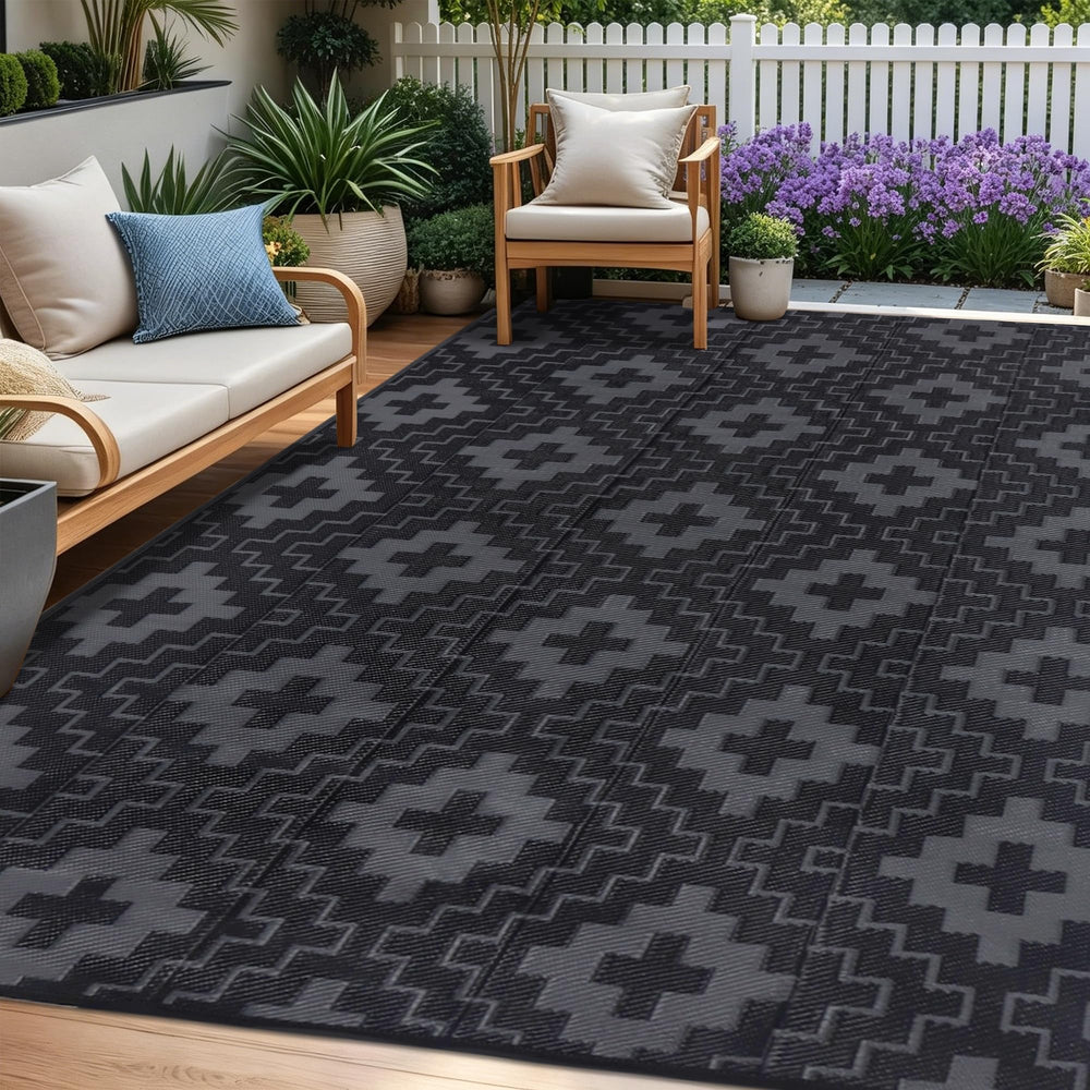 SAND MINE Outdoor Rug in carry bag for easy transport