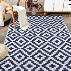 SAND MINE Reversible Outdoor Mat 6' x 9' dark blue and white front view