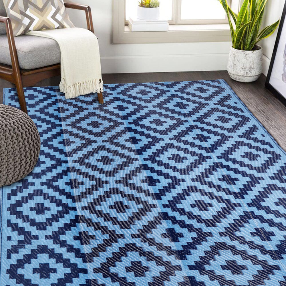 SAND MINE Reversible Outdoor Rug 5' x 8' Blue front view