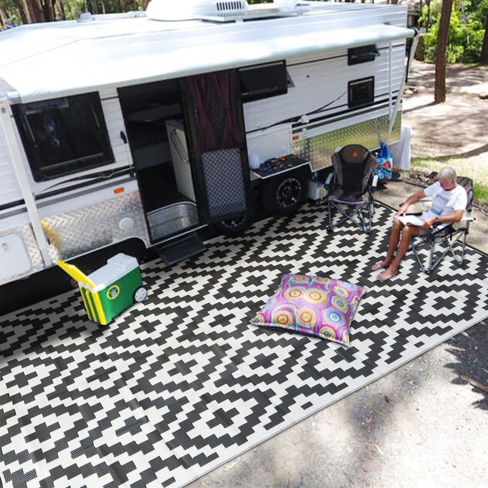 SAND MINE Waterproof Outdoor Rug 9x12 ft front view in black and white lattice