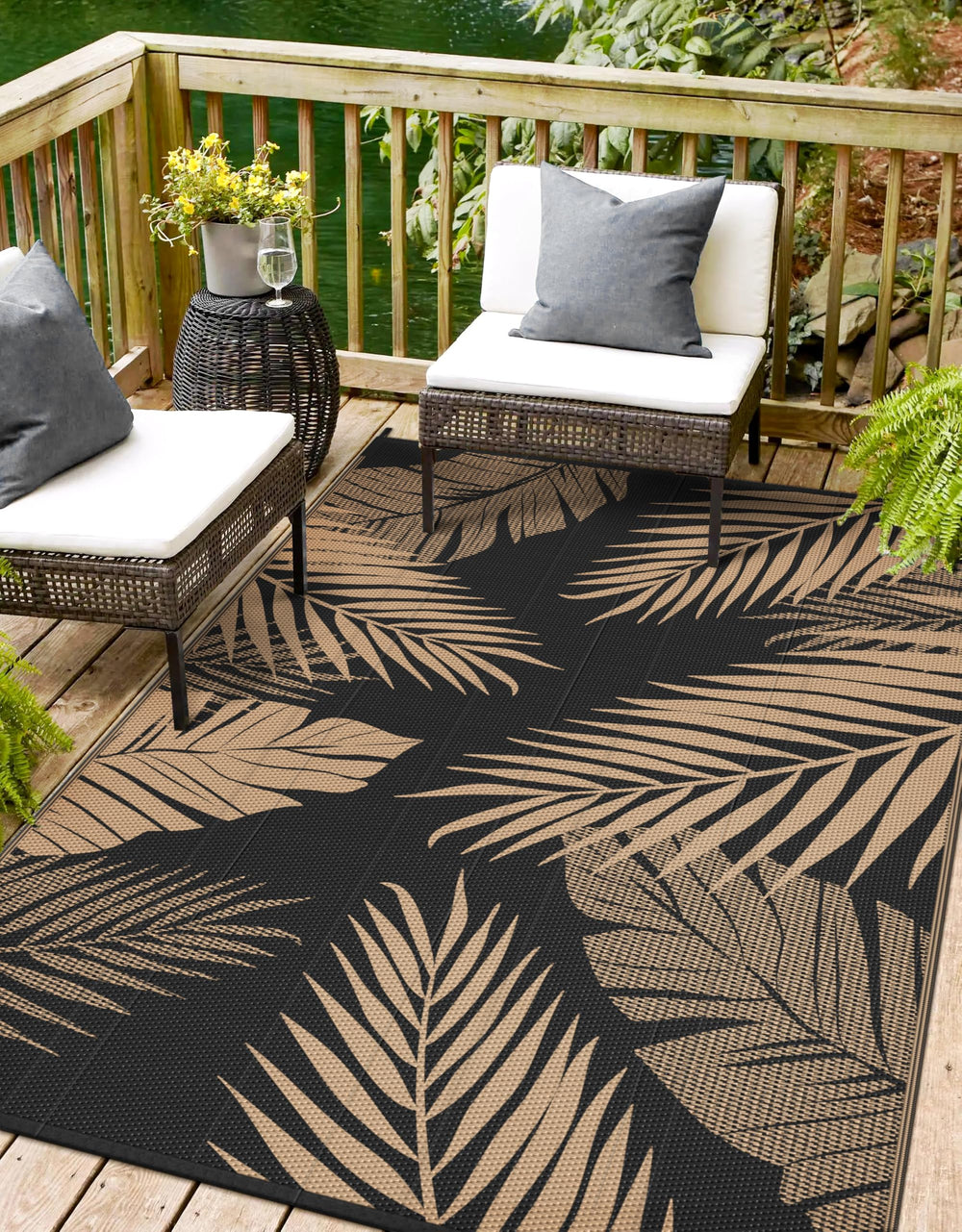 sarben Outdoor Rug 4'x6' black brown palm leaf design front view