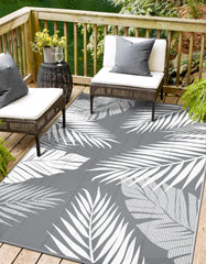 sarben outdoor rug 8'x10' grey and white palm leaf design front view