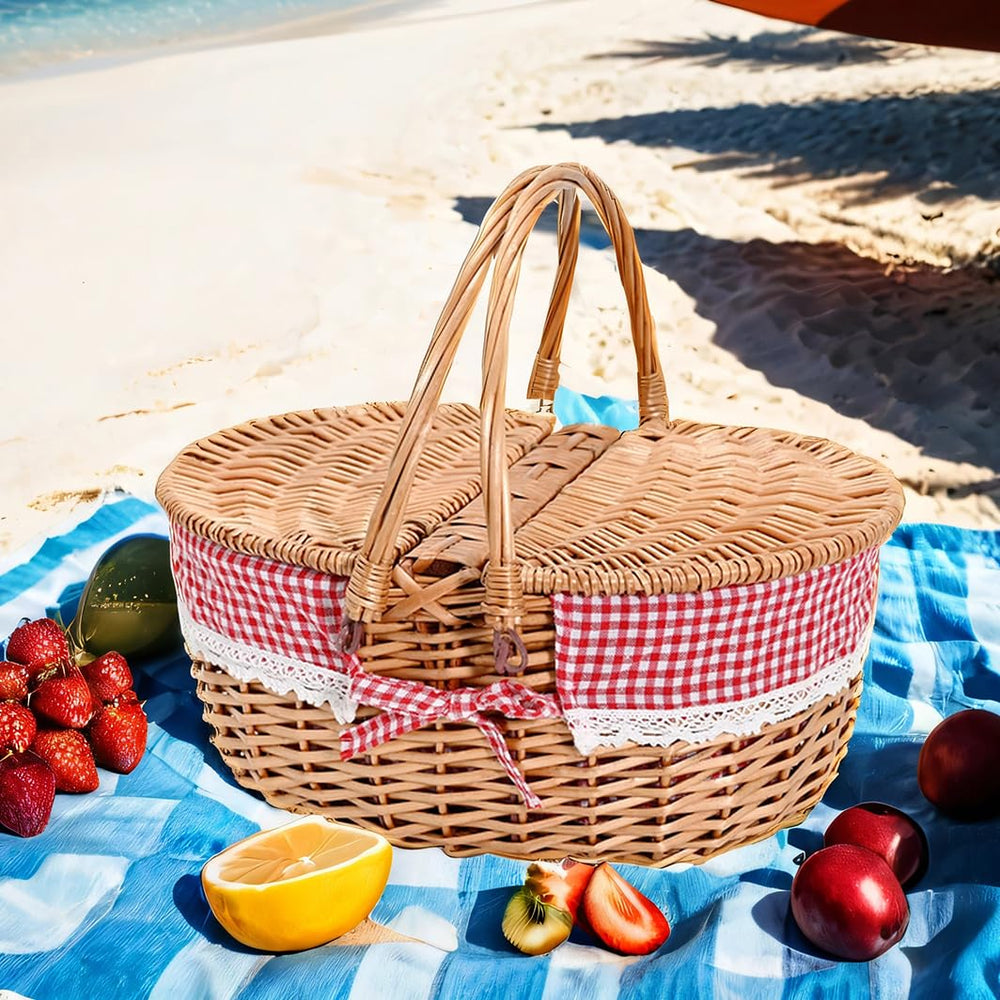 SatisInside Wicker Picnic Basket in outdoor setting