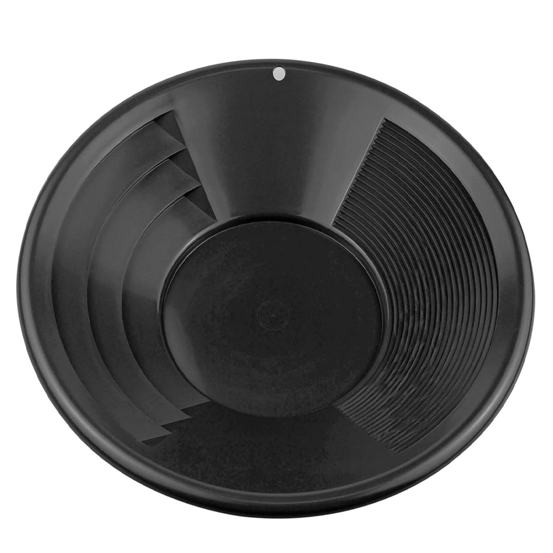 SE 12 Inch Black Gold Panning Pan front view with dual riffles