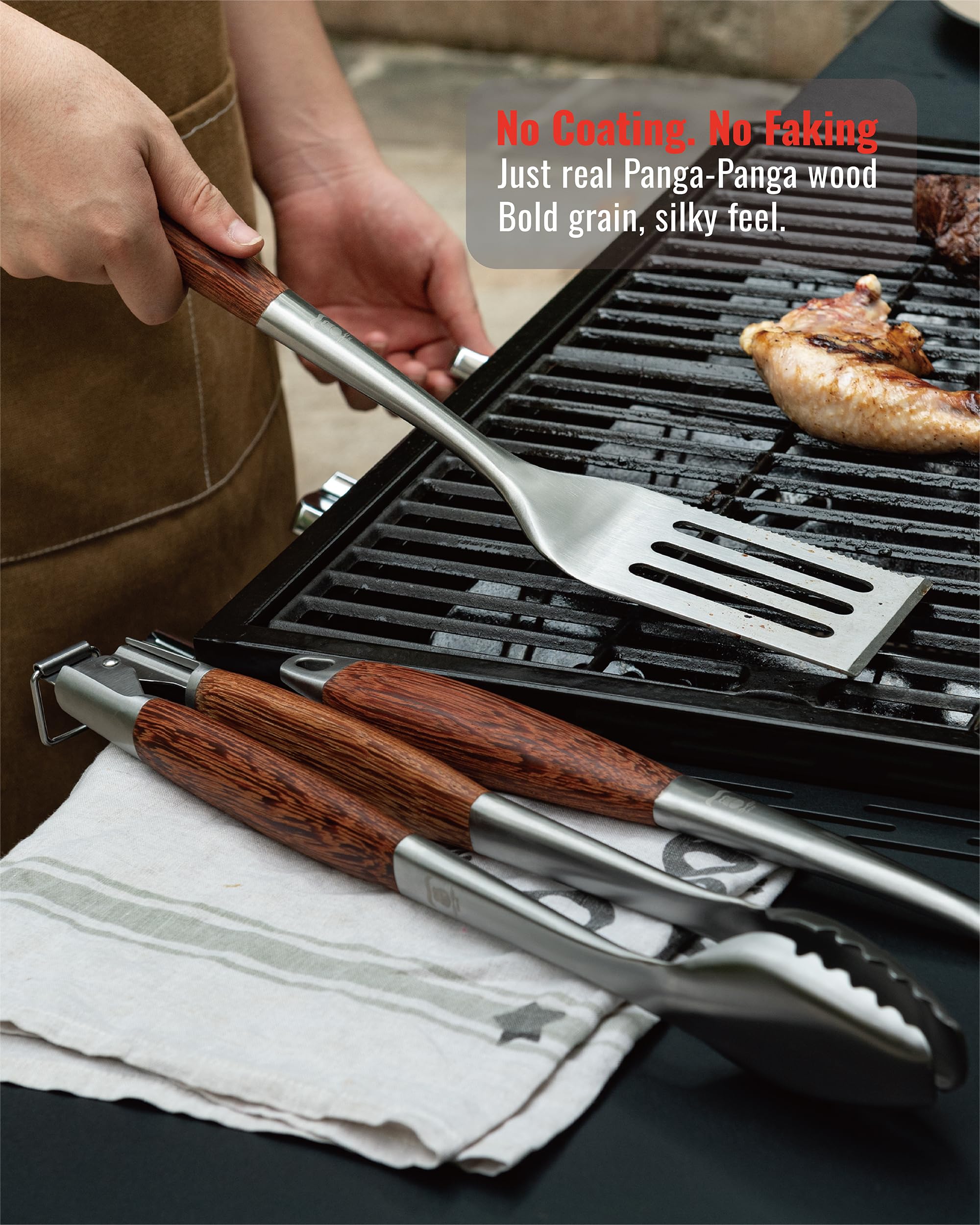 Serrated edge of GRILAZ spatula for slicing