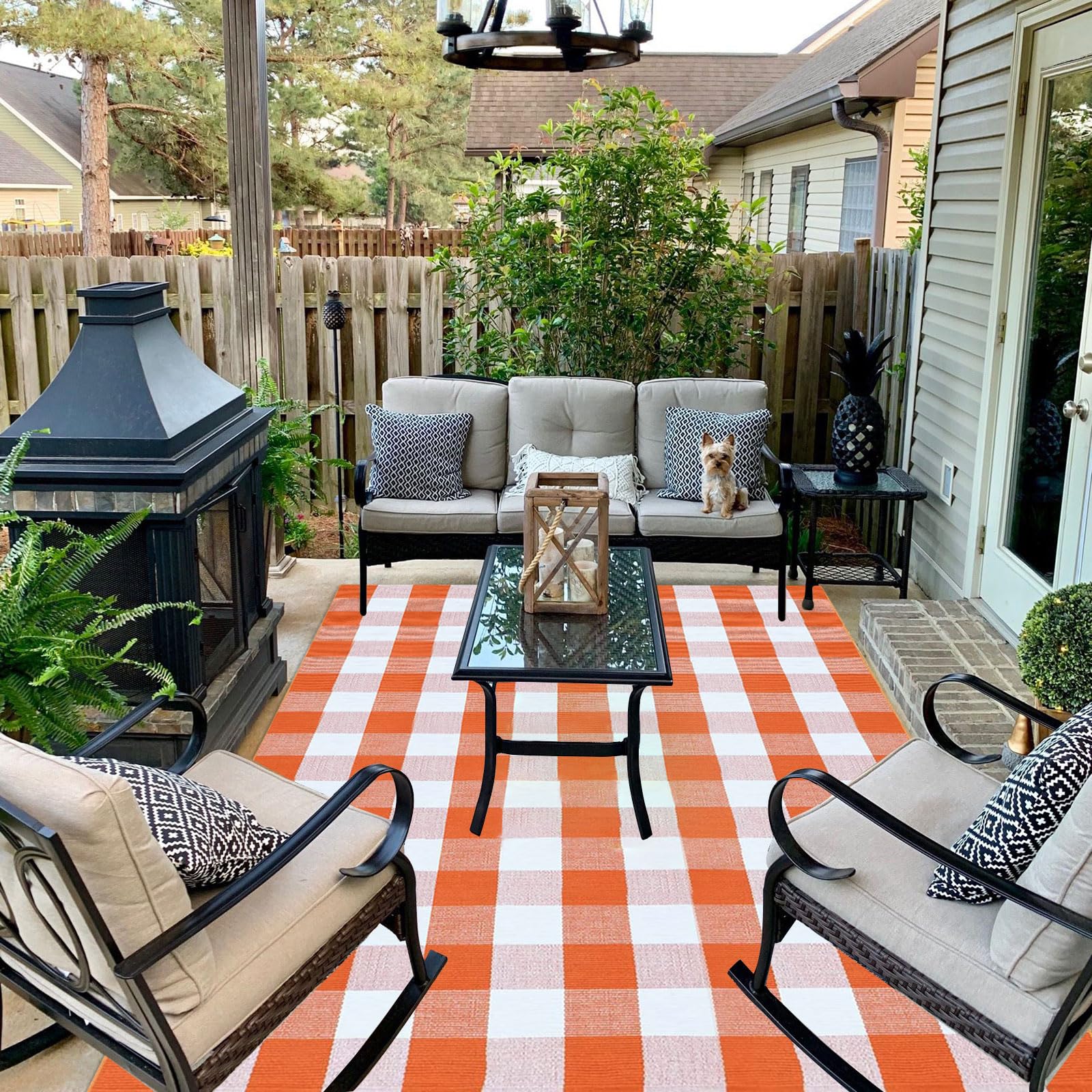 Side view of CAINANEL outdoor rug showing edges