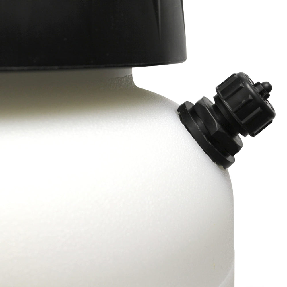 Side view of CHAPIN 1-Gallon ProSeries XP sprayer with ergonomic handle
