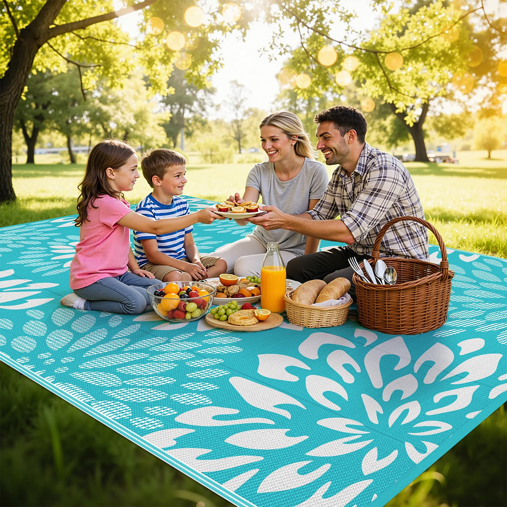 Side view of HEBE outdoor rug showing floral pattern