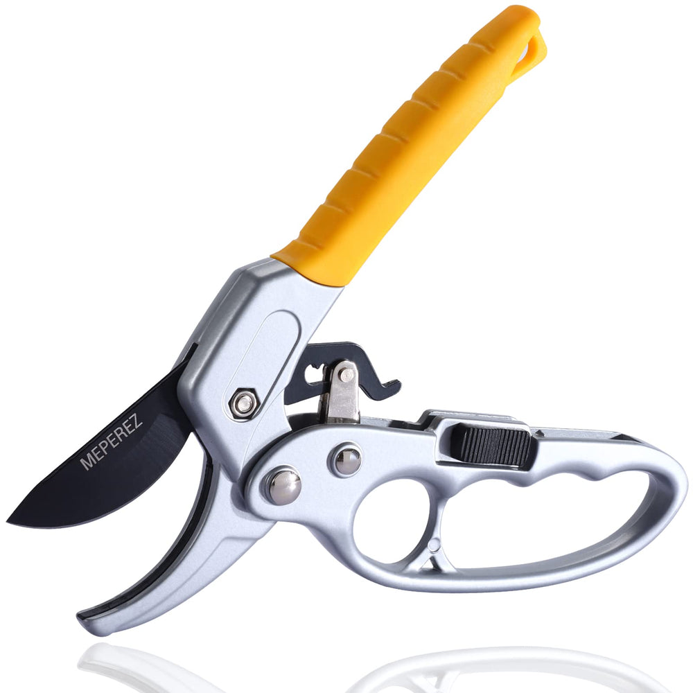 Side view of MEPEREZ pruning shears showcasing high carbon steel