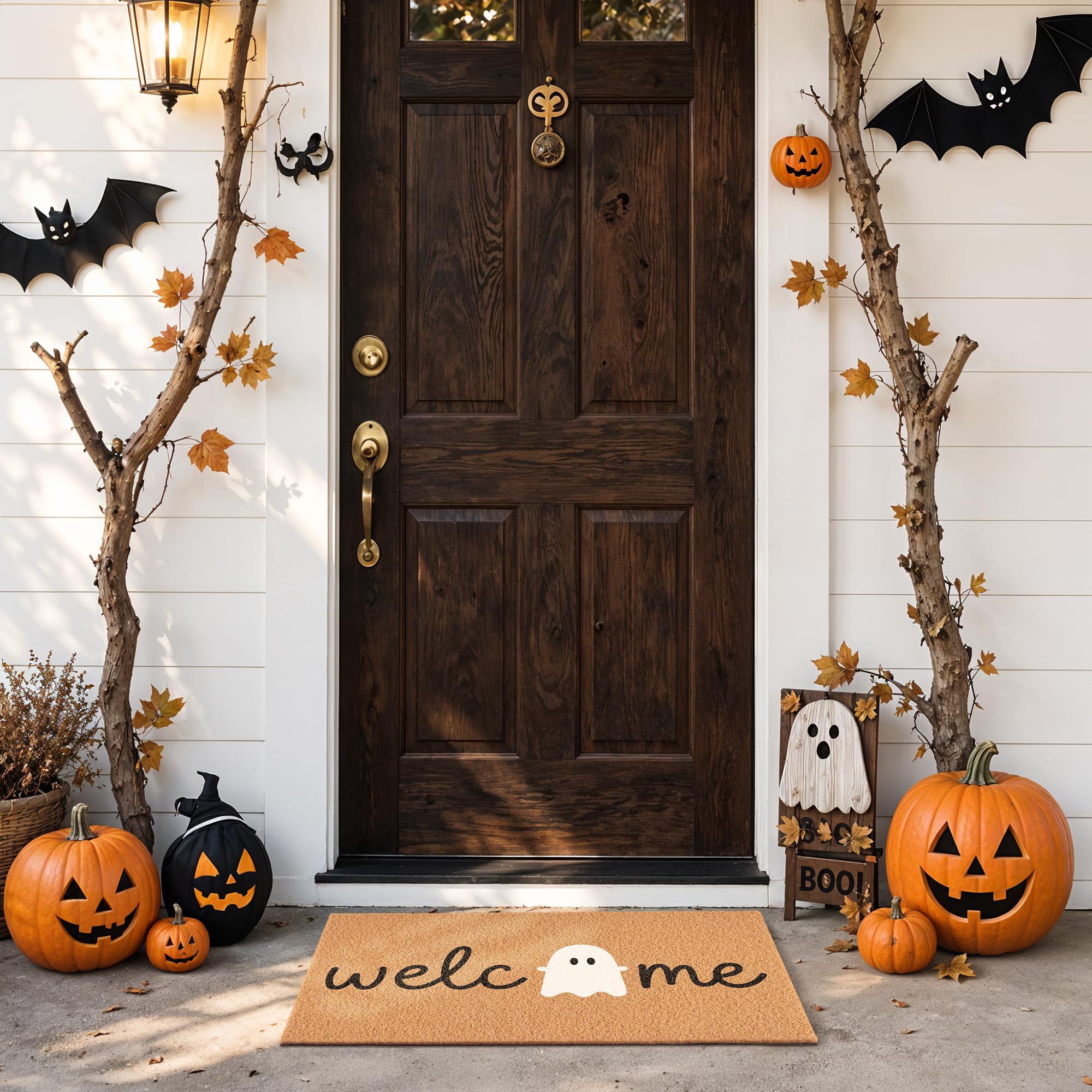 Side view of the Fttoyoly Ghost Welcome Door Mat