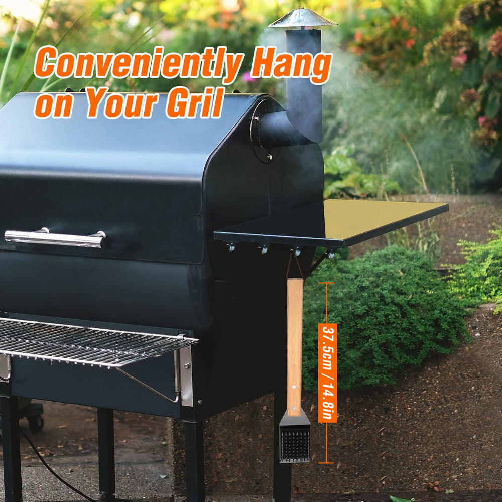 SIMPLETASTE Grill Brush demonstrating effective grease removal