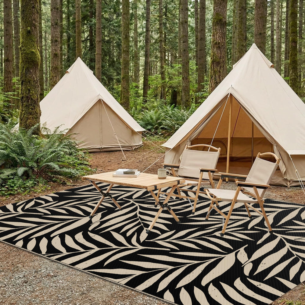 Smiry Outdoor Rug 5x8 ft in picnic setup