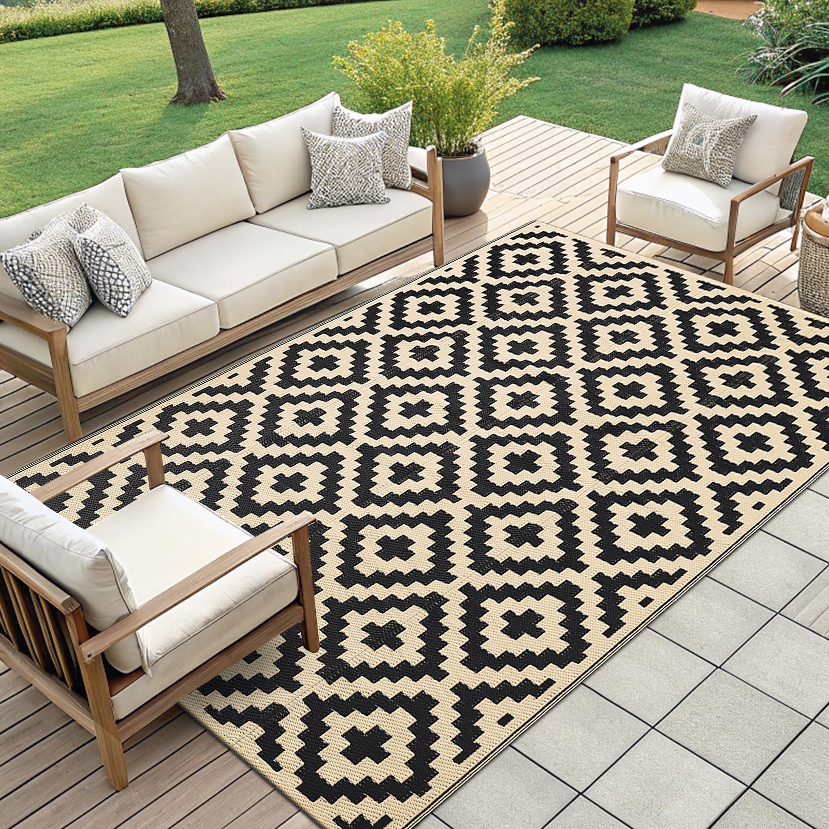 Smiry Outdoor Rug close-up of fabric texture