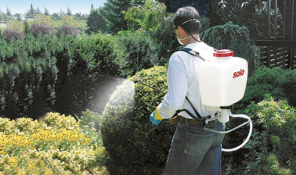 SOLO 425 Backpack Sprayer filled with liquid for demonstration