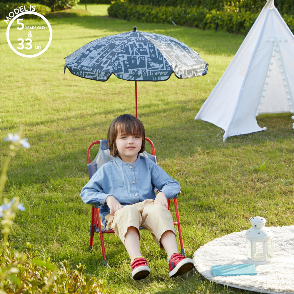 Spiderman Kids Beach Chair with open umbrella