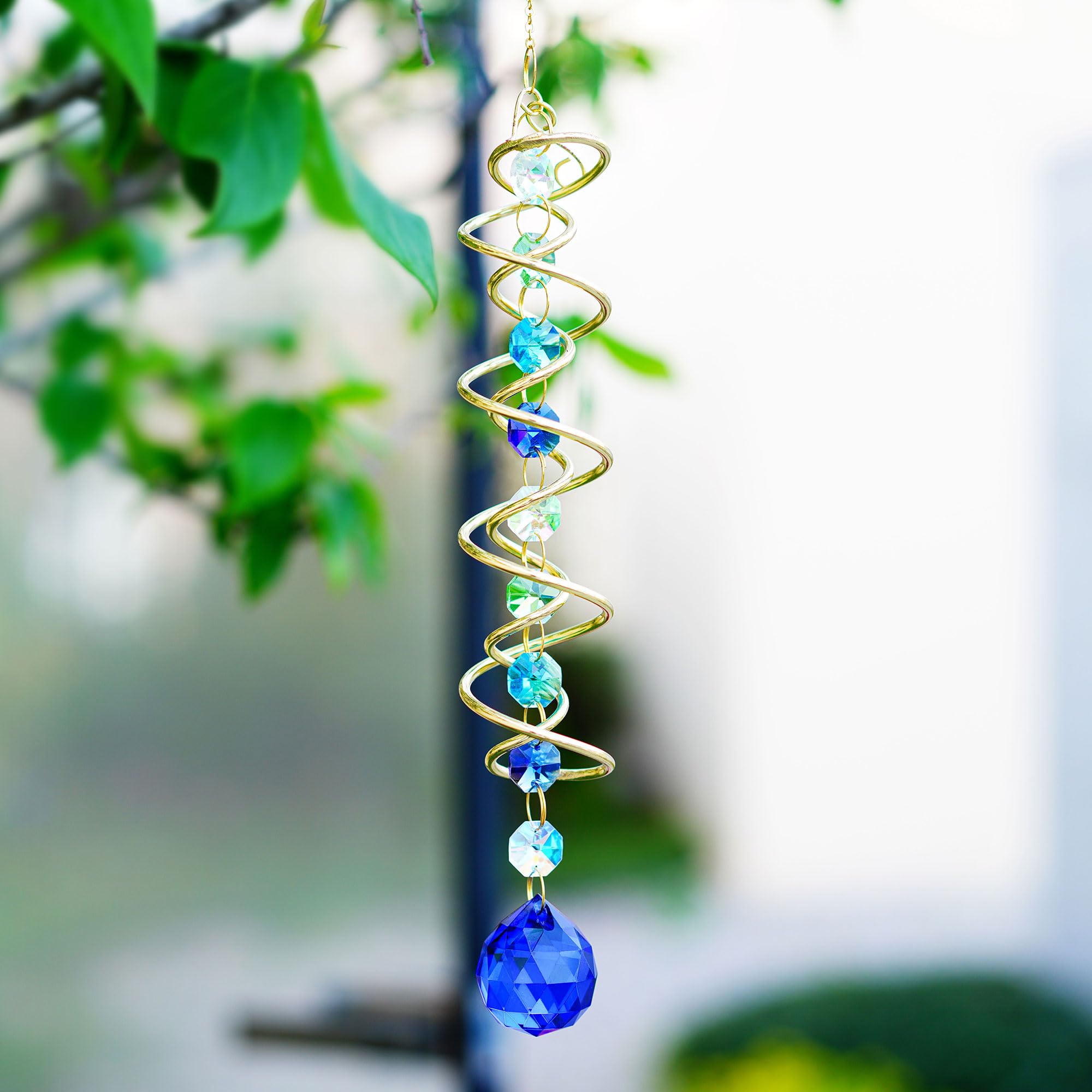 Spiral tail design of the H&D Crystal Gazing Ball Suncatcher