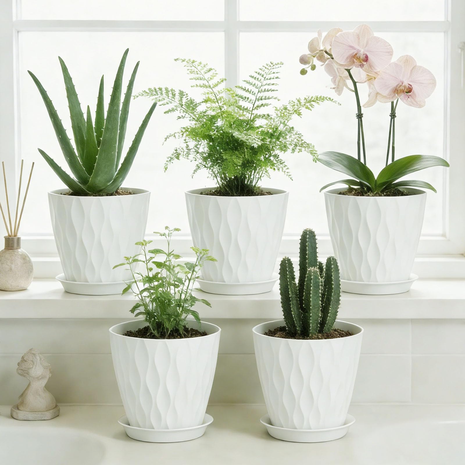 SQKH 8 Inch Plastic Plant Pot displayed indoors with plants