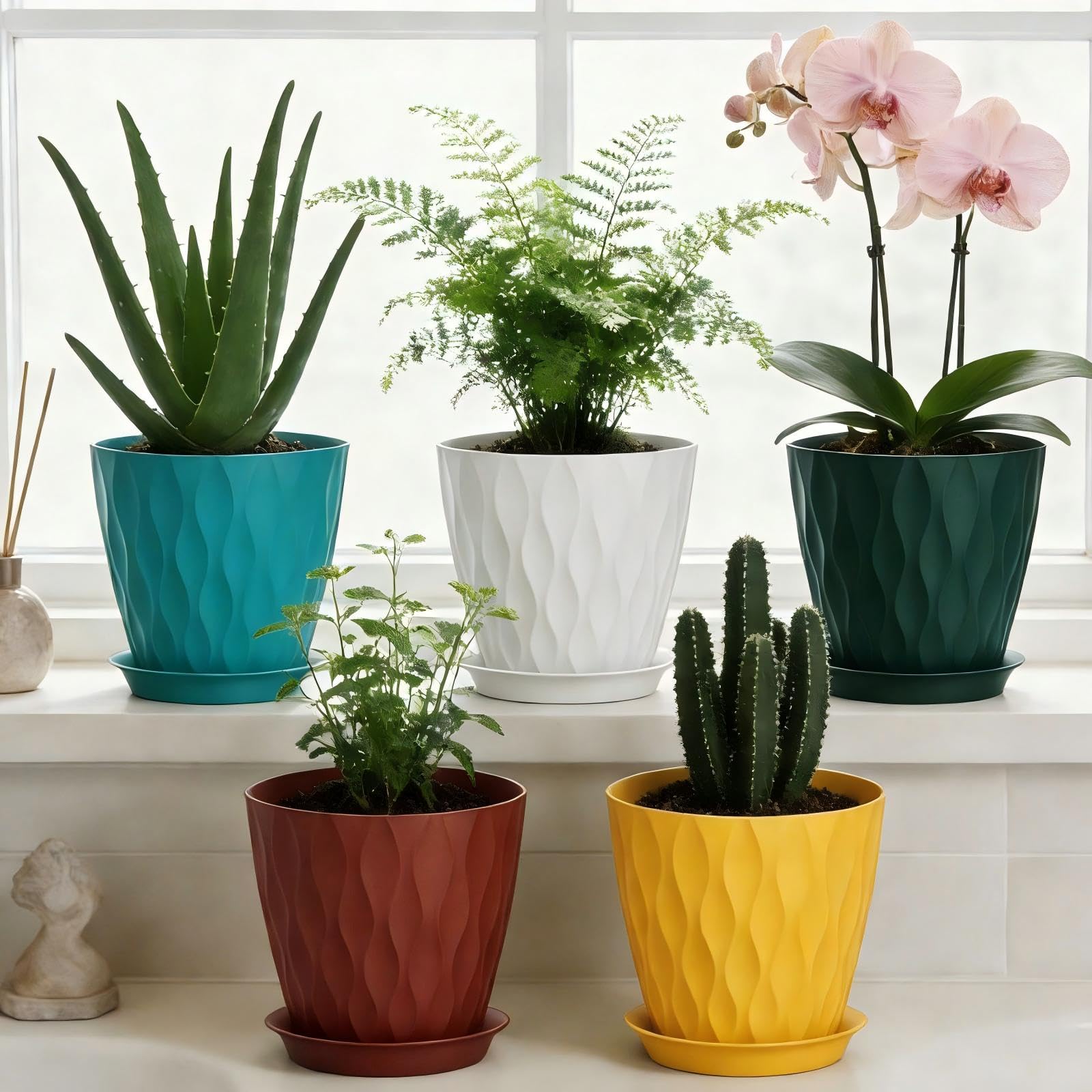 SQKH 8 Inch Plastic Plant Pots in various colors