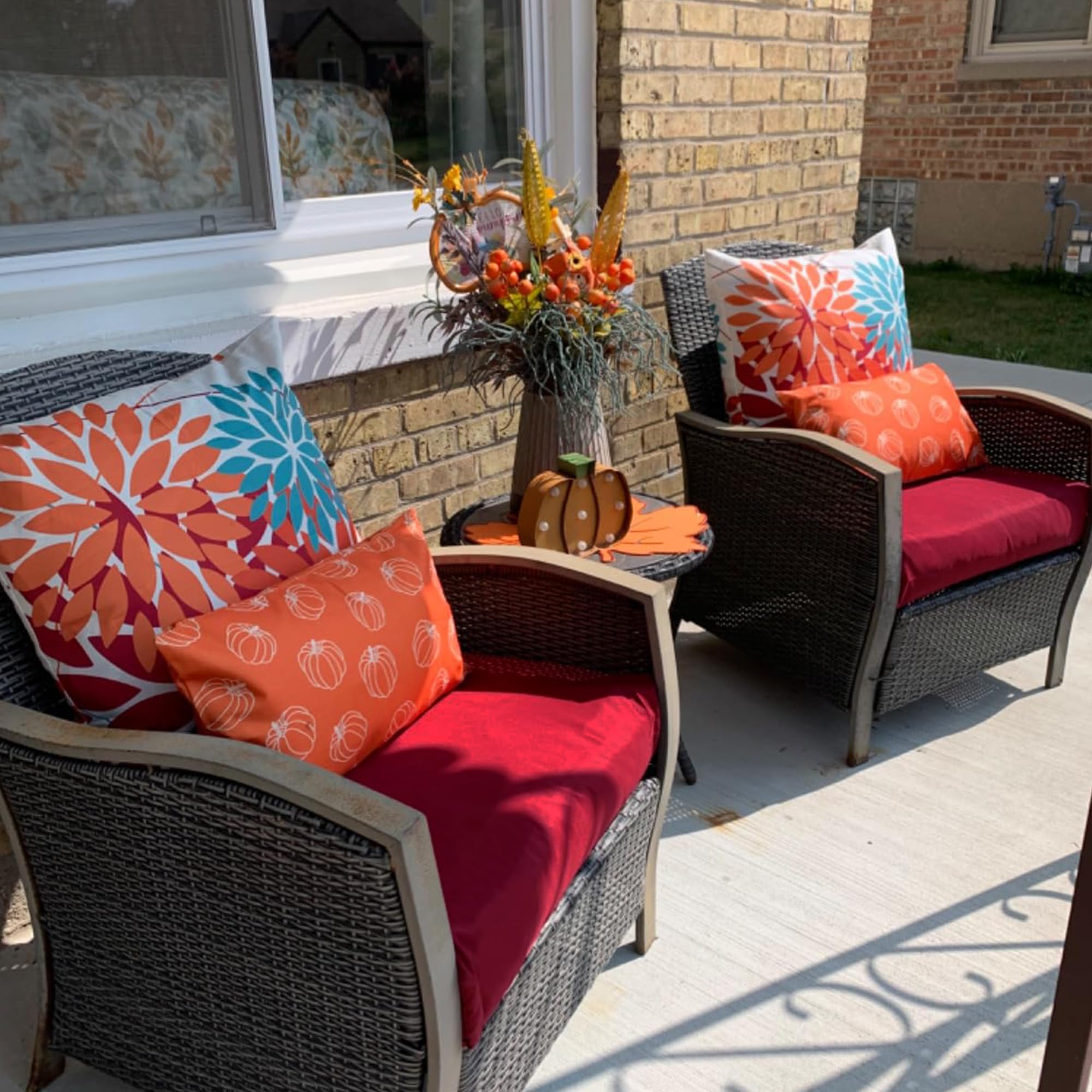 Sqodok Outdoor Cushion Cover in machine wash process