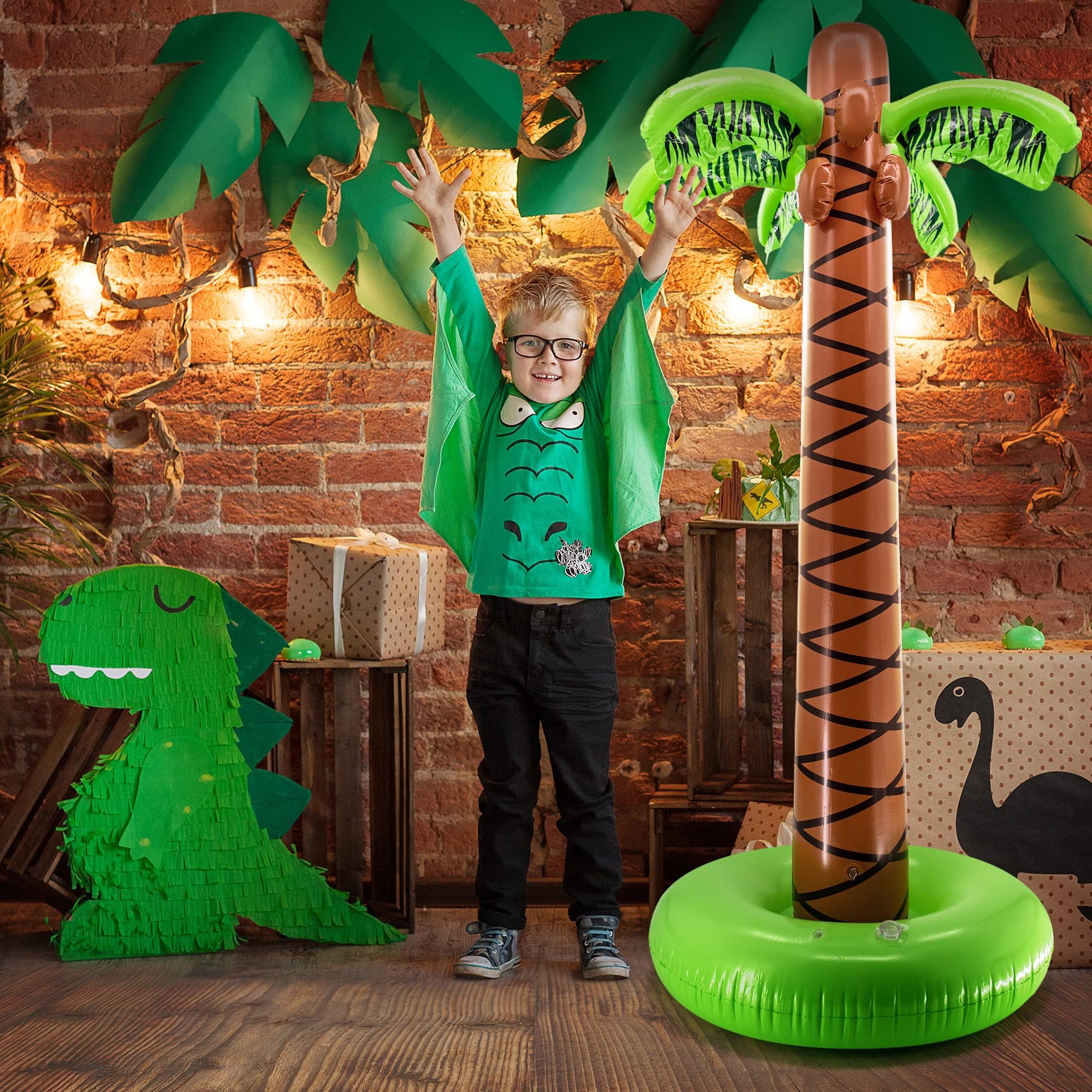 Srenta Inflatable Palm Trees packaging display