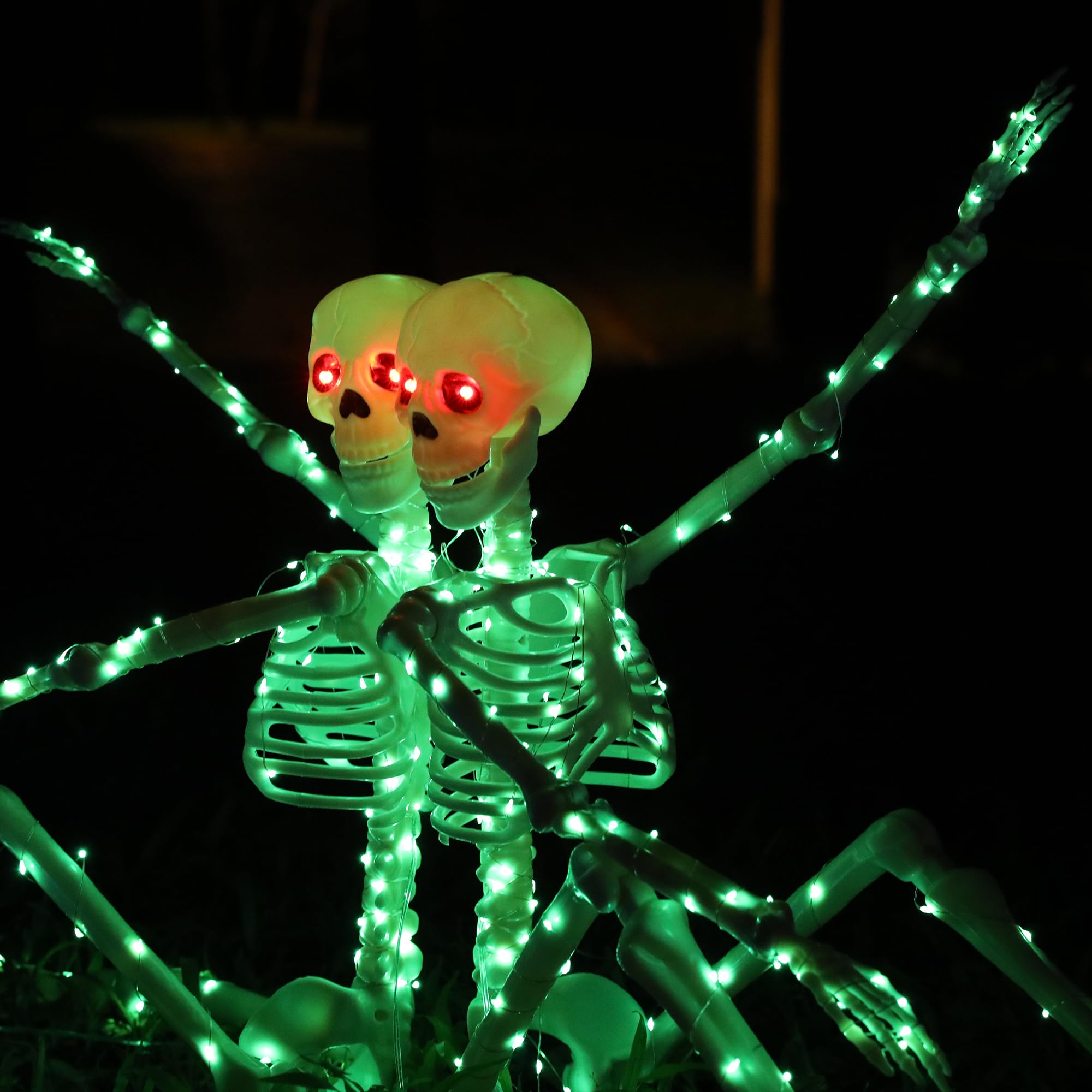 Starweeks Halloween skeletons set in outdoor garden decoration