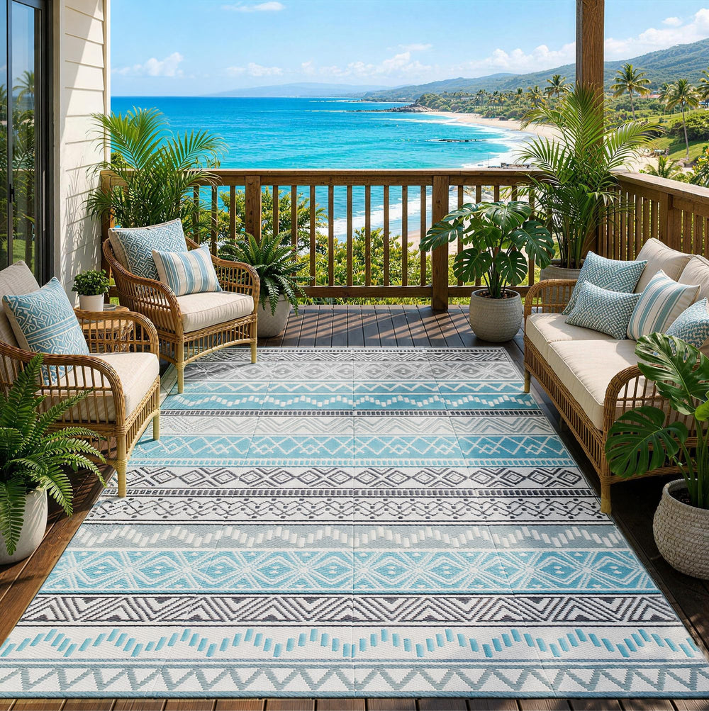 Strickland Home Outdoor Rug 6'x9' Blue & Grey front view