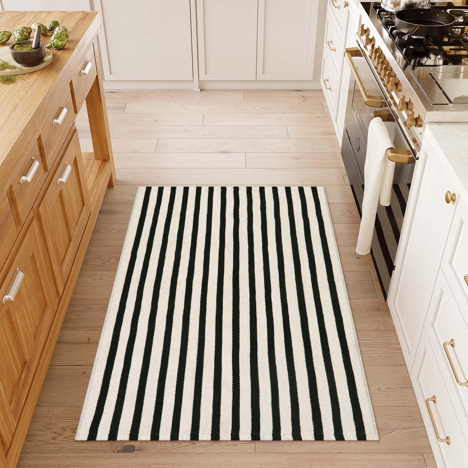 Sungea door mat showing dimensions and design details