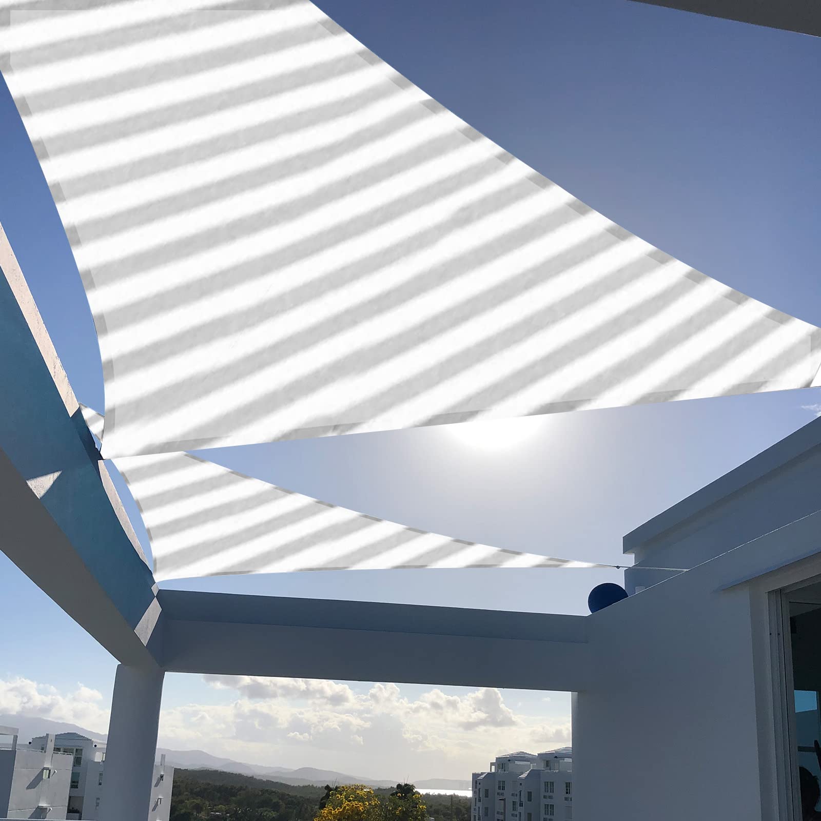 SUNNY GUARD Triangle Shade Sail 10' x 10' x 10' Grey-White front view