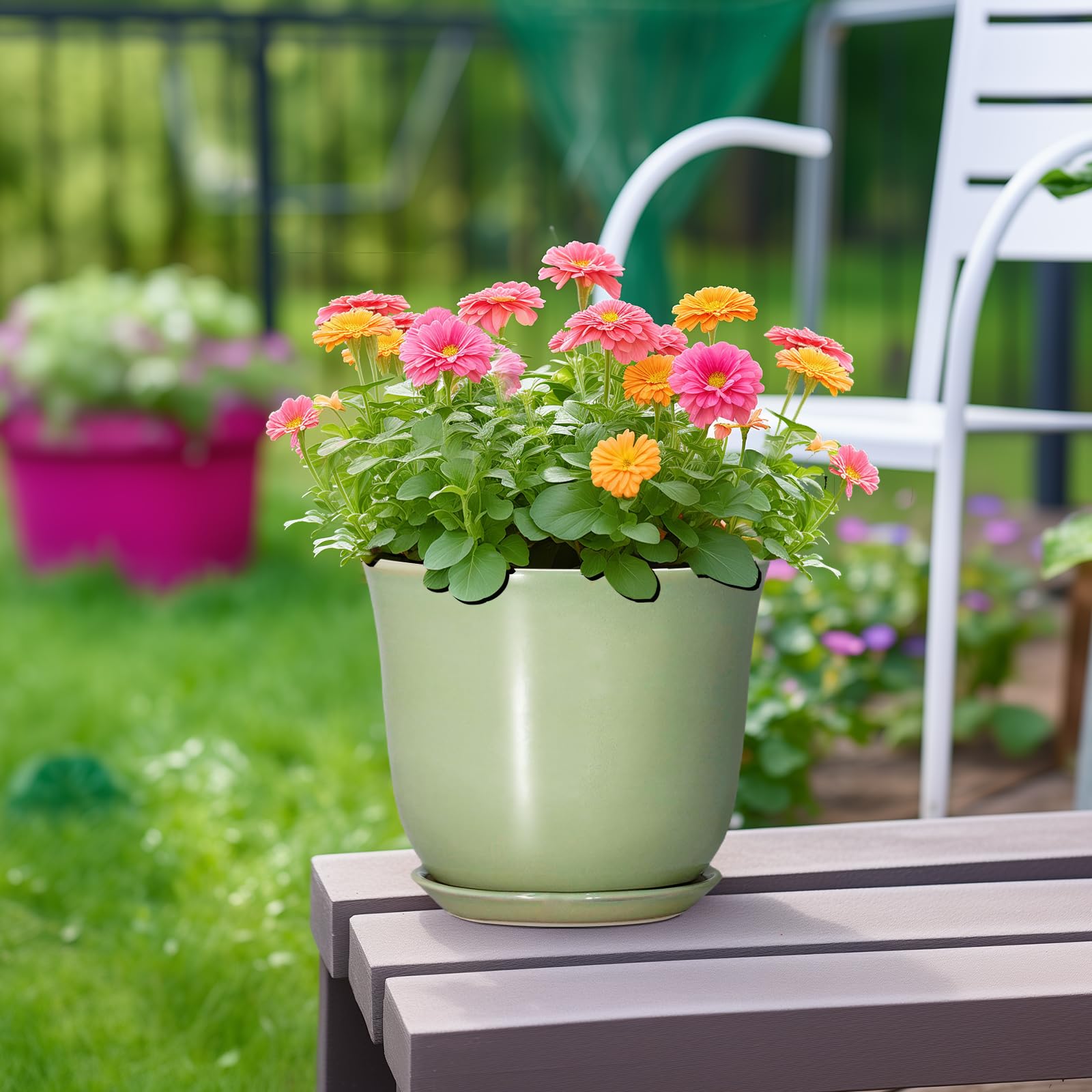 SUNPOTFOR ceramic flower pot with saucer on a wooden table
