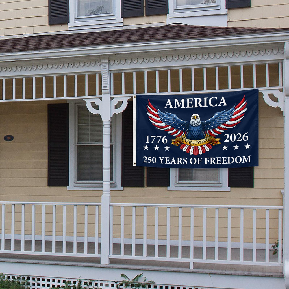 The durable polyester material of Feeniss flag