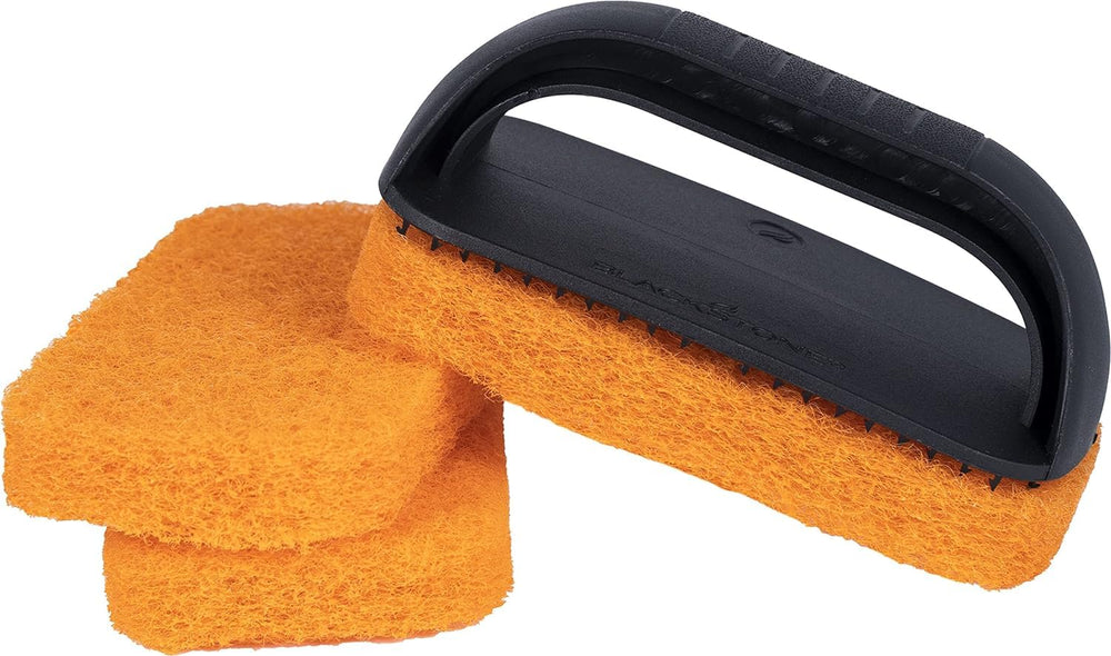 Three scouring pads included in BLACKSTONE cleaning kit