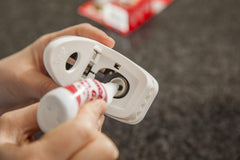Tomcat Press 'N Set Mouse Trap, back view of trap