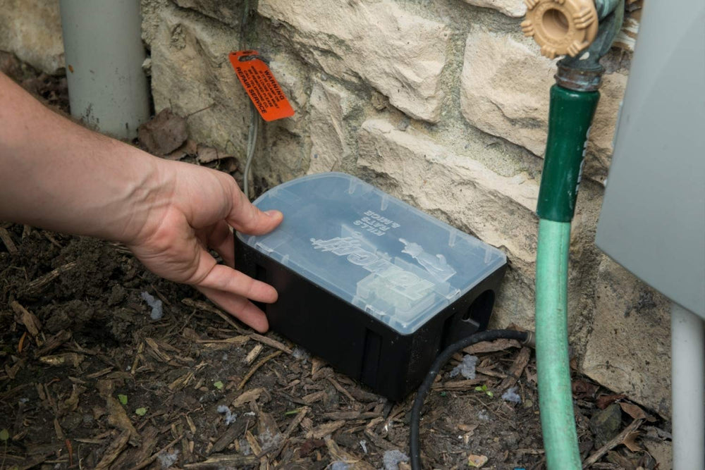 Tomcat Rat & Mouse Bait Station outside on patio