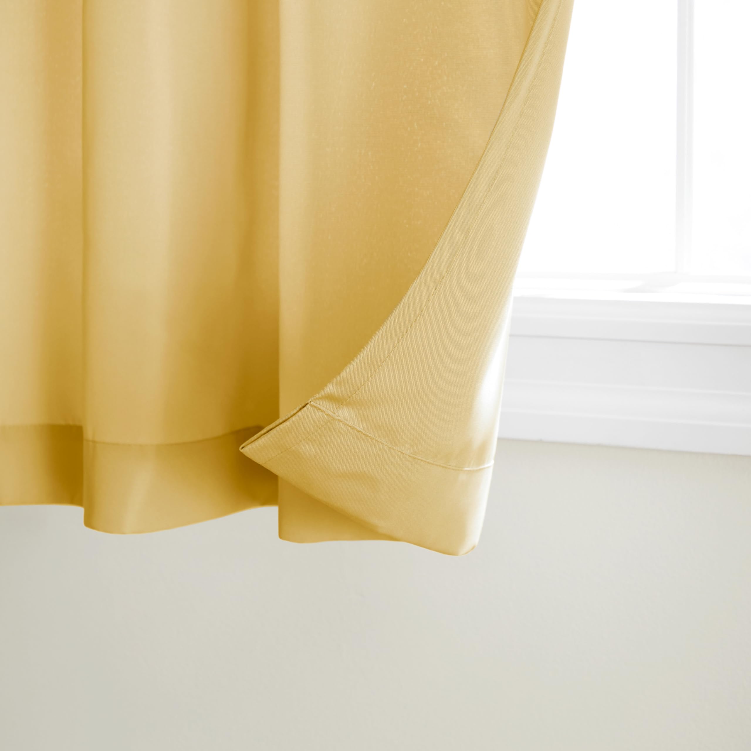 TOWN & COUNTRY BASICS Cabana Solid Heavyweight Outdoor Curtains grommet top detail