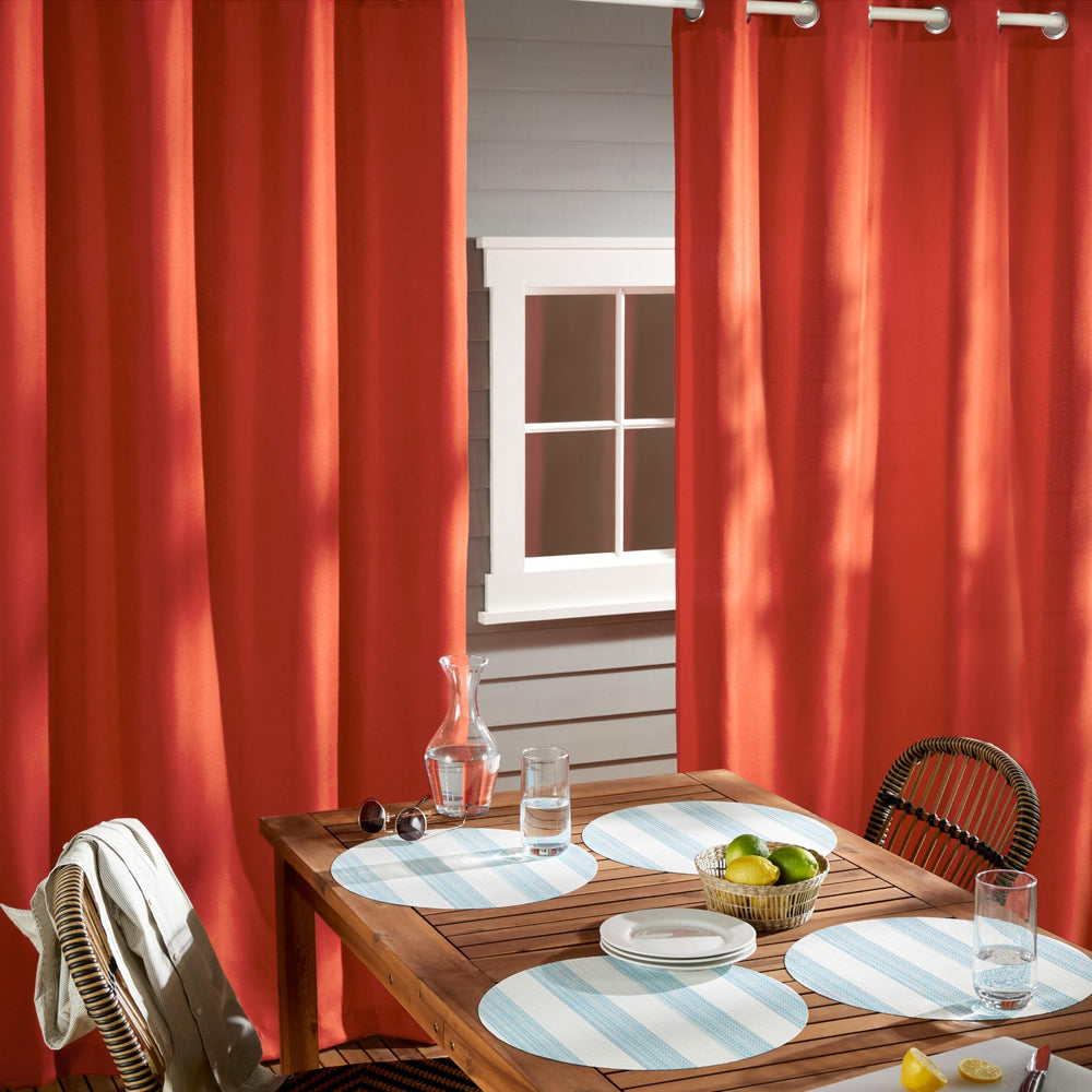 TOWN & COUNTRY BASICS Heavyweight Curtains in sunlight