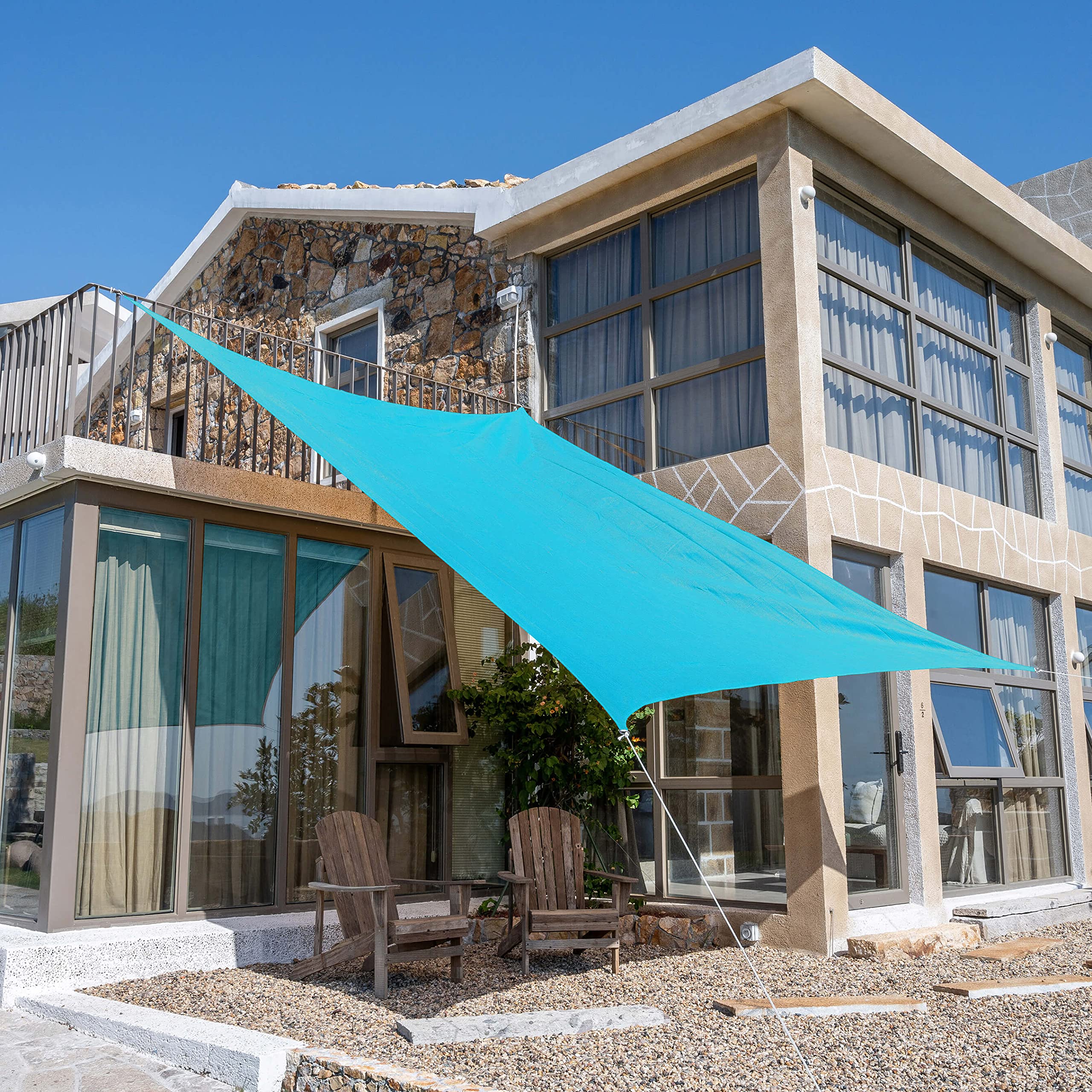 Tronssien 10'x13' blue shade sail front view