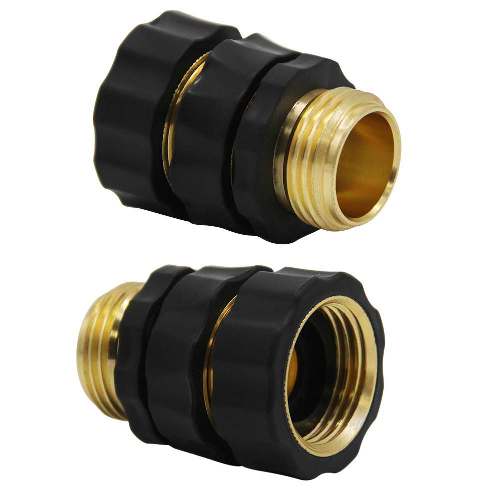 Twinkle Star quick connectors in a garden setting