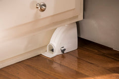 Two Tomcat mouse traps packaging showing product details