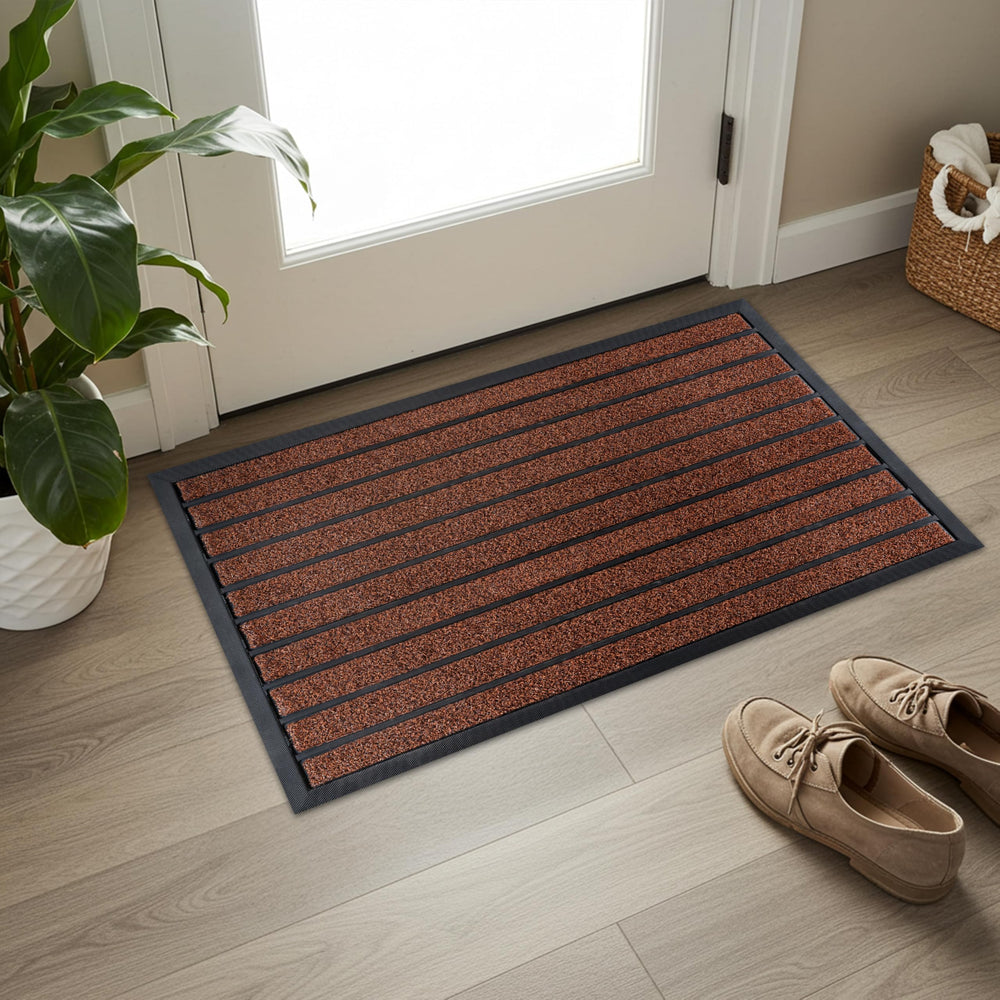 ubdyo Extra Durable Door Mat front view in bright burgundy
