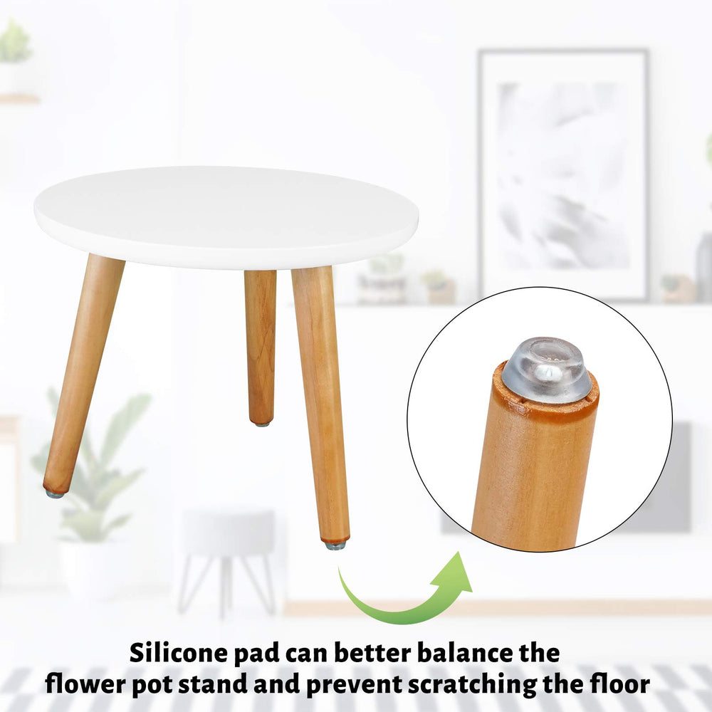 Uneedem Plant Stand Indoor with a plant next to a sofa