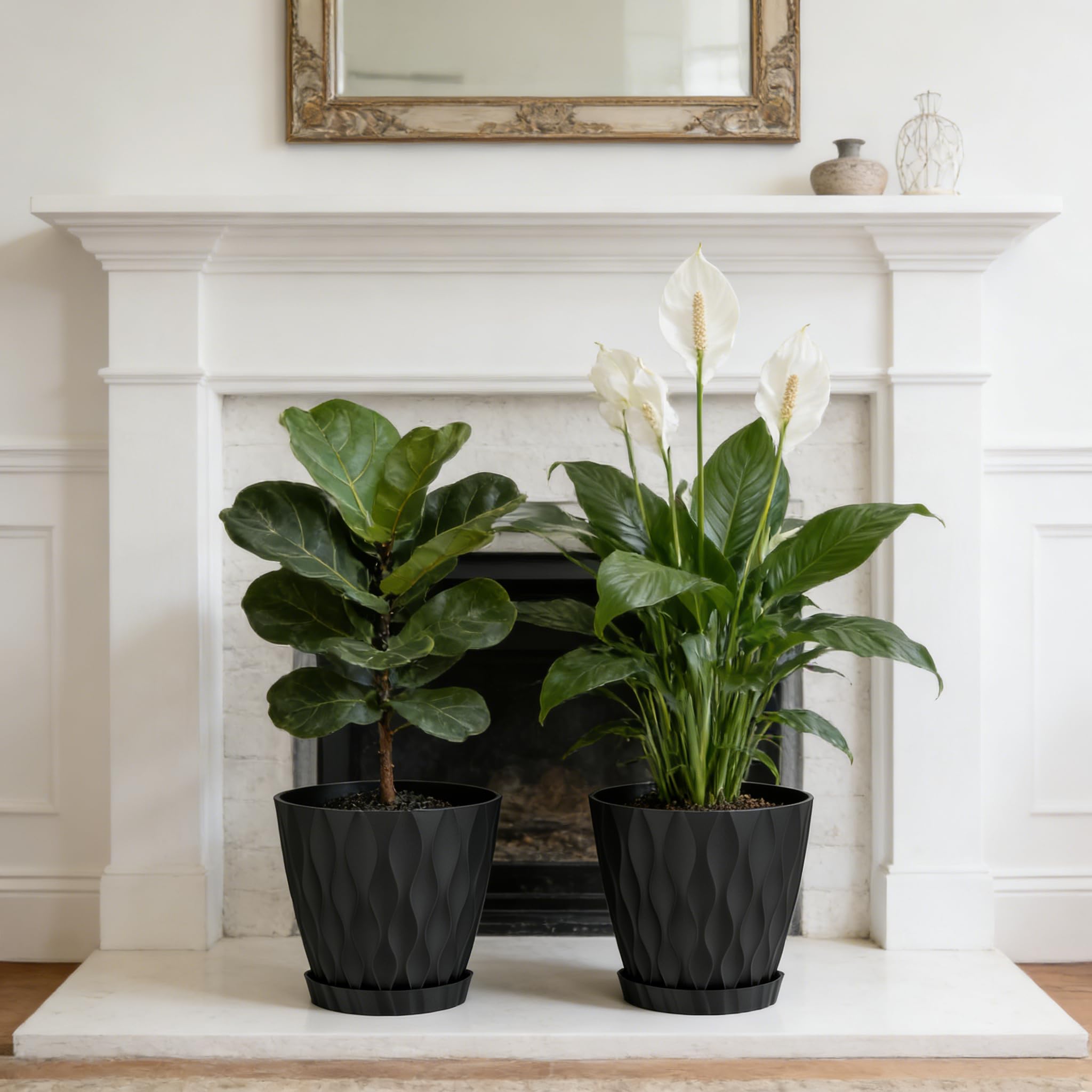 UOUZ black plant pot with waffle texture design, front view