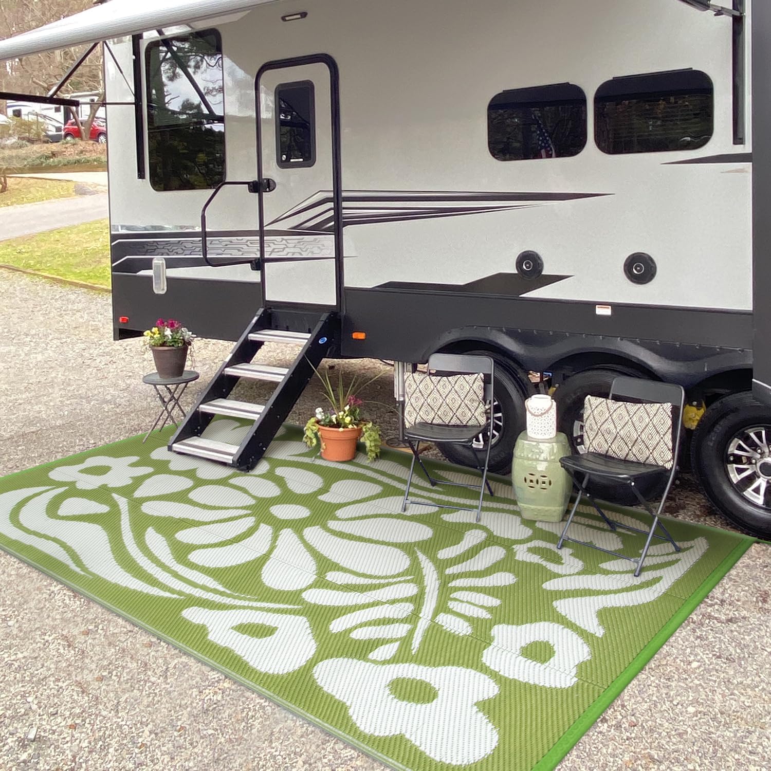 Uphome outdoor rug in a backyard setting