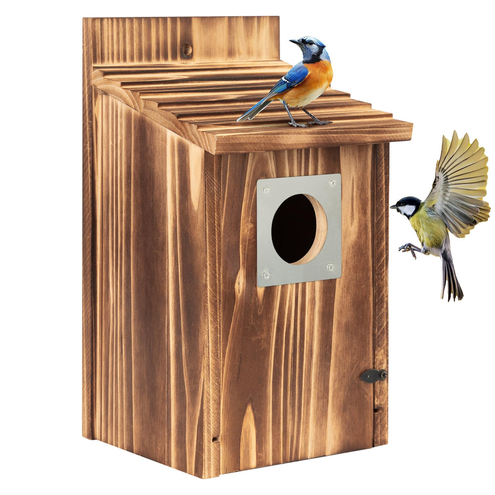 UUMENHA Bird House front view with predator guard