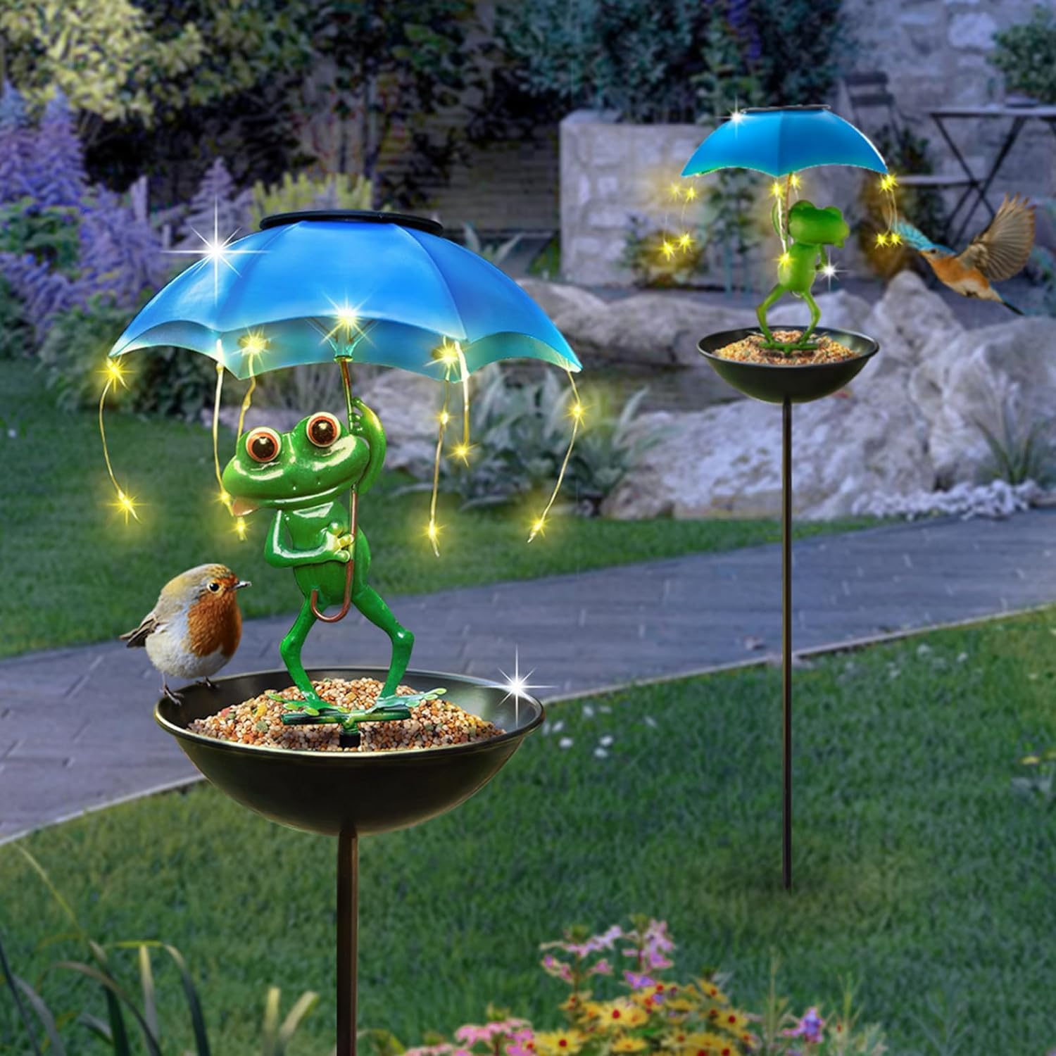 Vbioa Solar Bird Feeder Frog Garden Decor close-up of the frog figurine