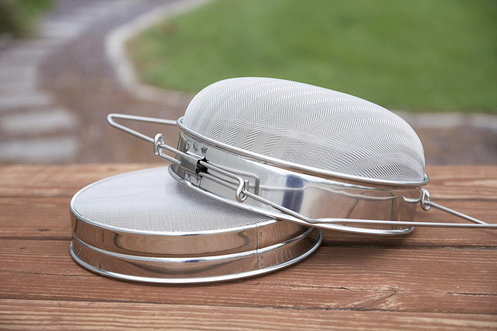 VIVO honey strainer close-up highlighting the stainless steel material