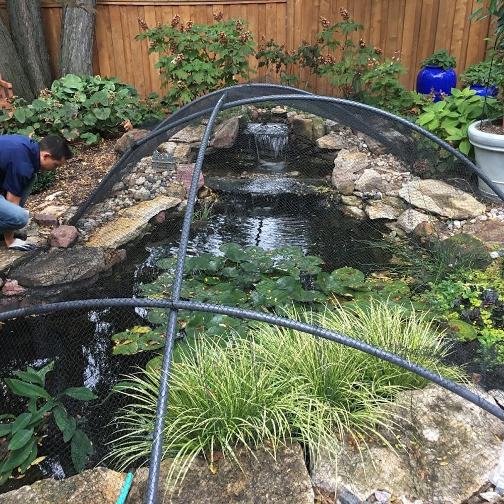 Vocray Pond Netting 30x30 ft rolled for storage
